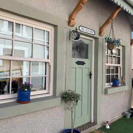 The Old Shop Cottage, Llandudno Penrhyn Bay Exterior photo